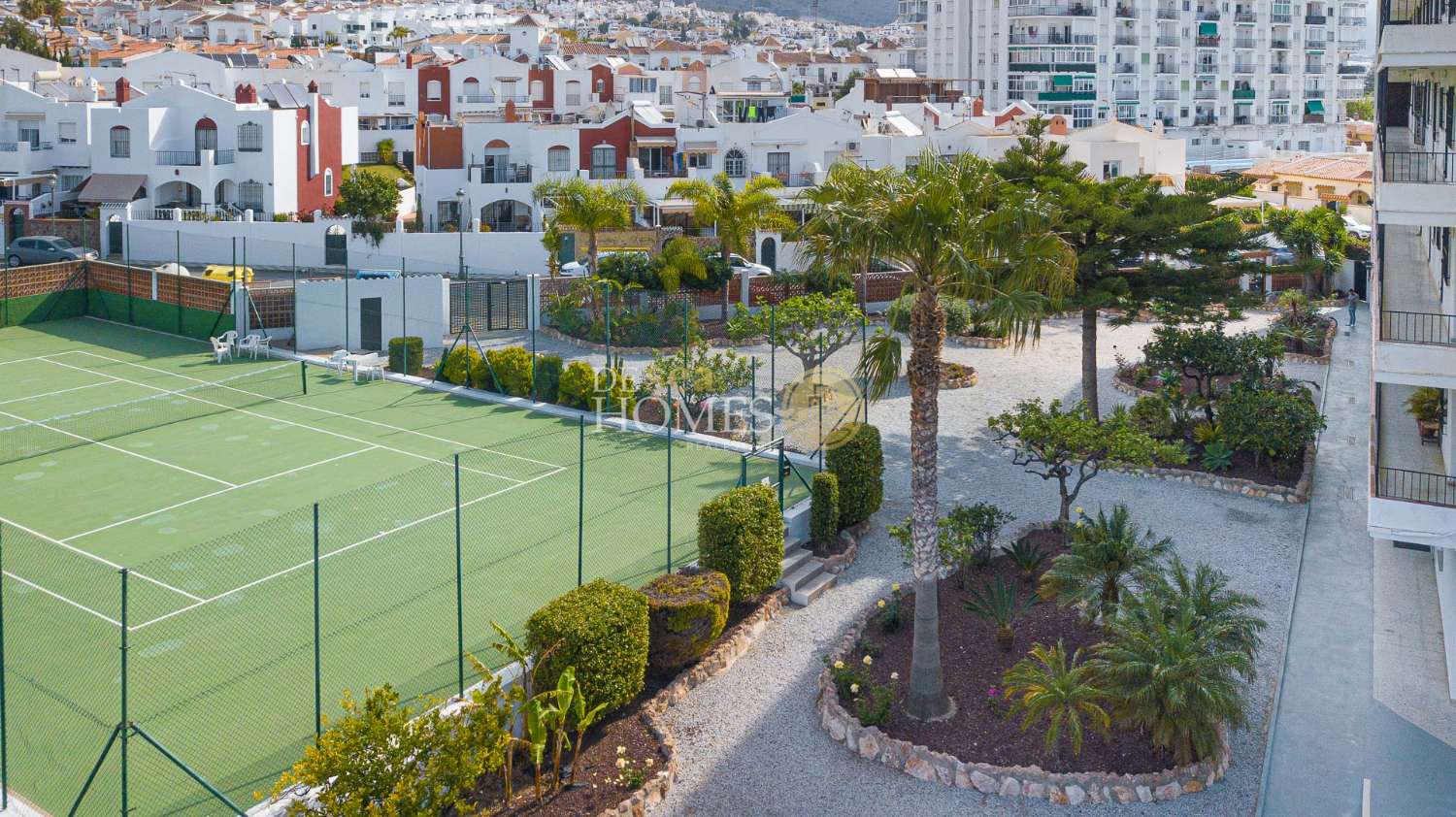 Wohnung zum Verkauf in Nerja mit wunderschönem Meerblick