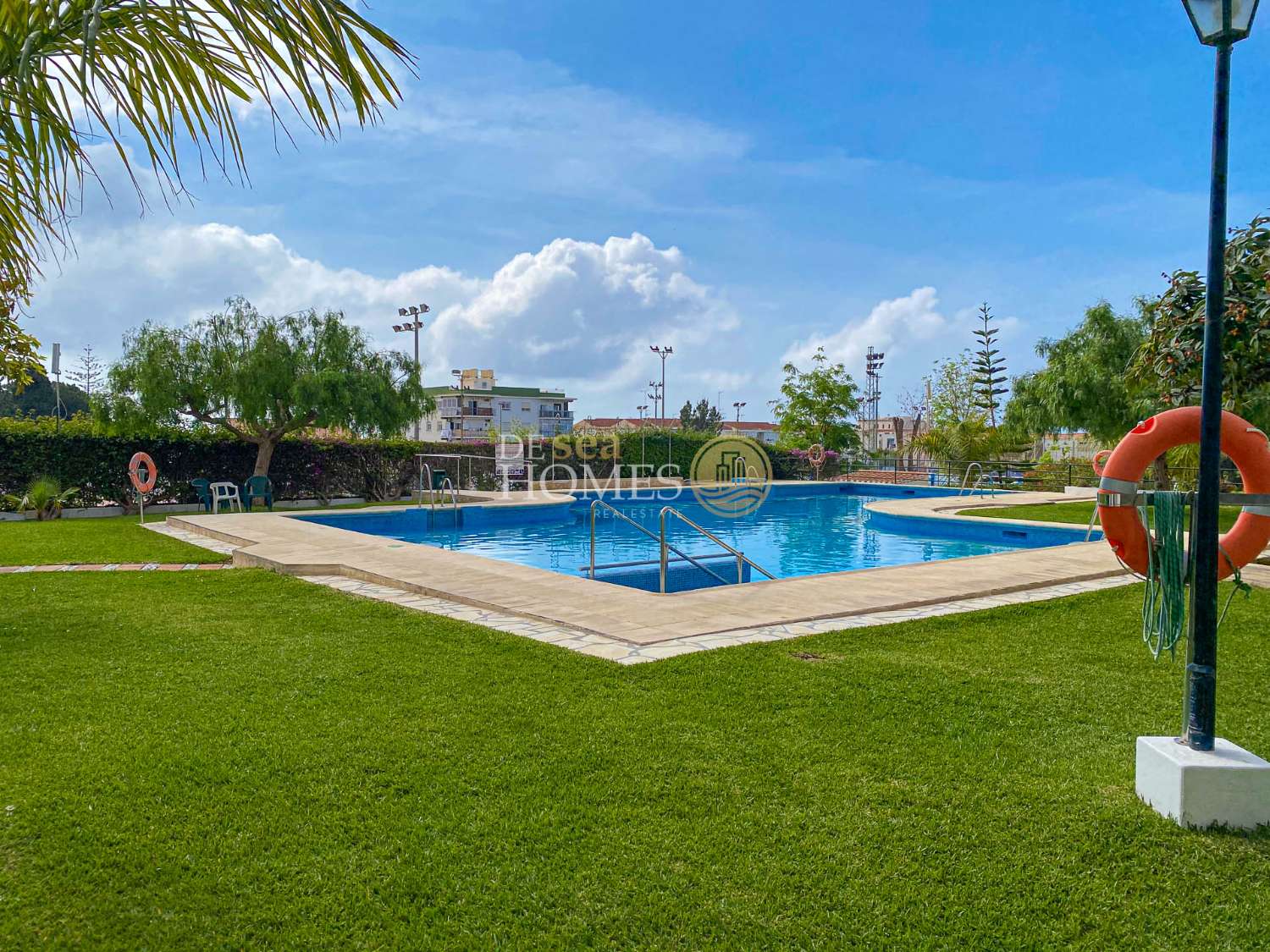 Appartement te koop in Nerja met prachtig uitzicht op zee