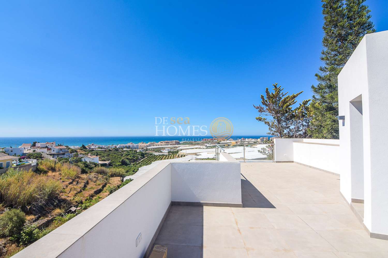 Villa for sale in Torrox Park