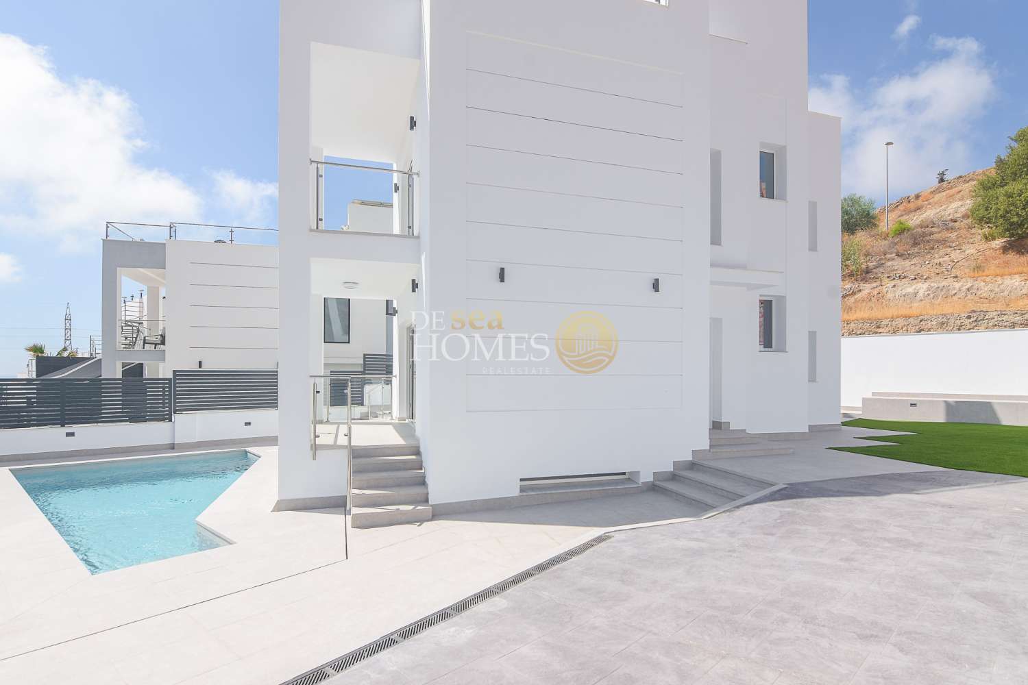 Villa for sale in Nerja