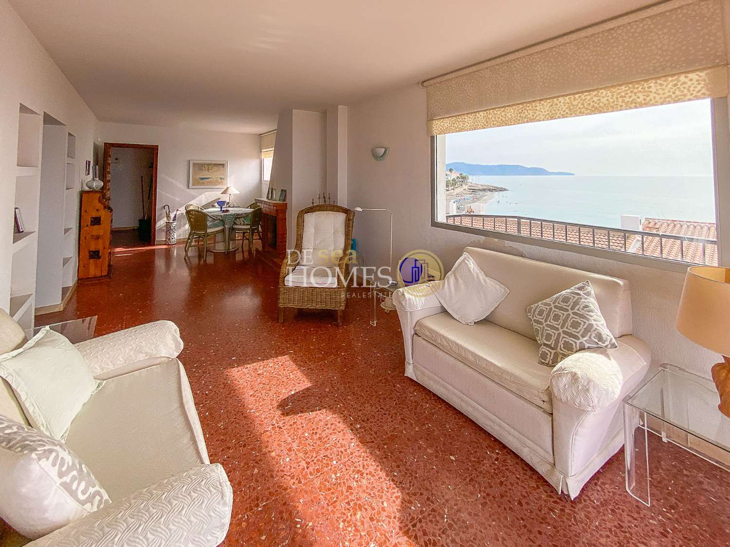 Apartamento en playa torrecilla, nerja