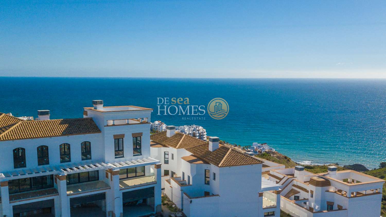 Nueva promoción de casas adosadas con increíbles vistas al mar