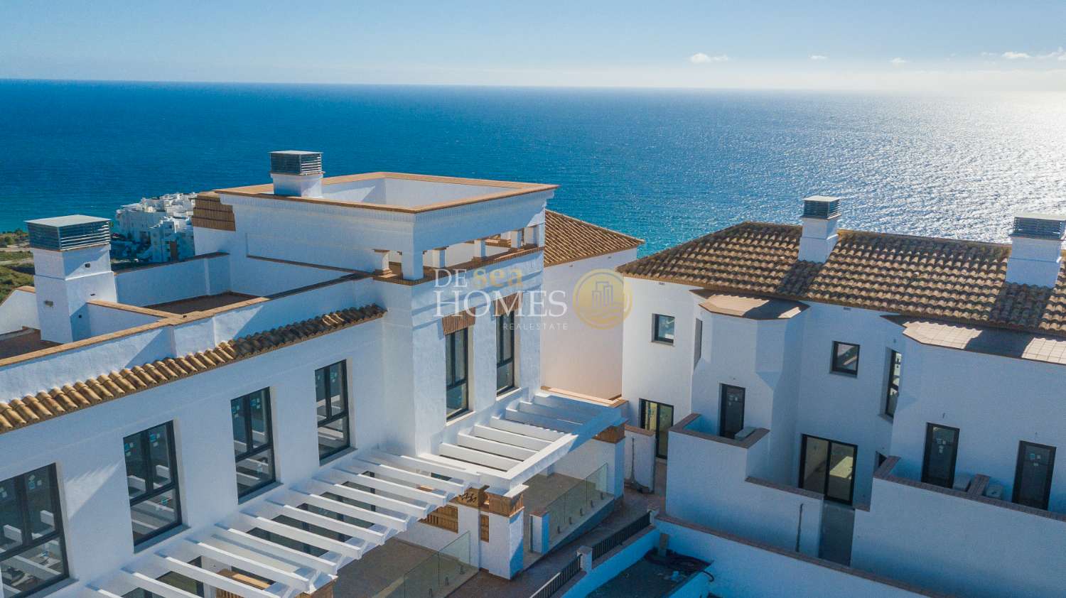 Nueva promoción de casas adosadas con increíbles vistas al mar