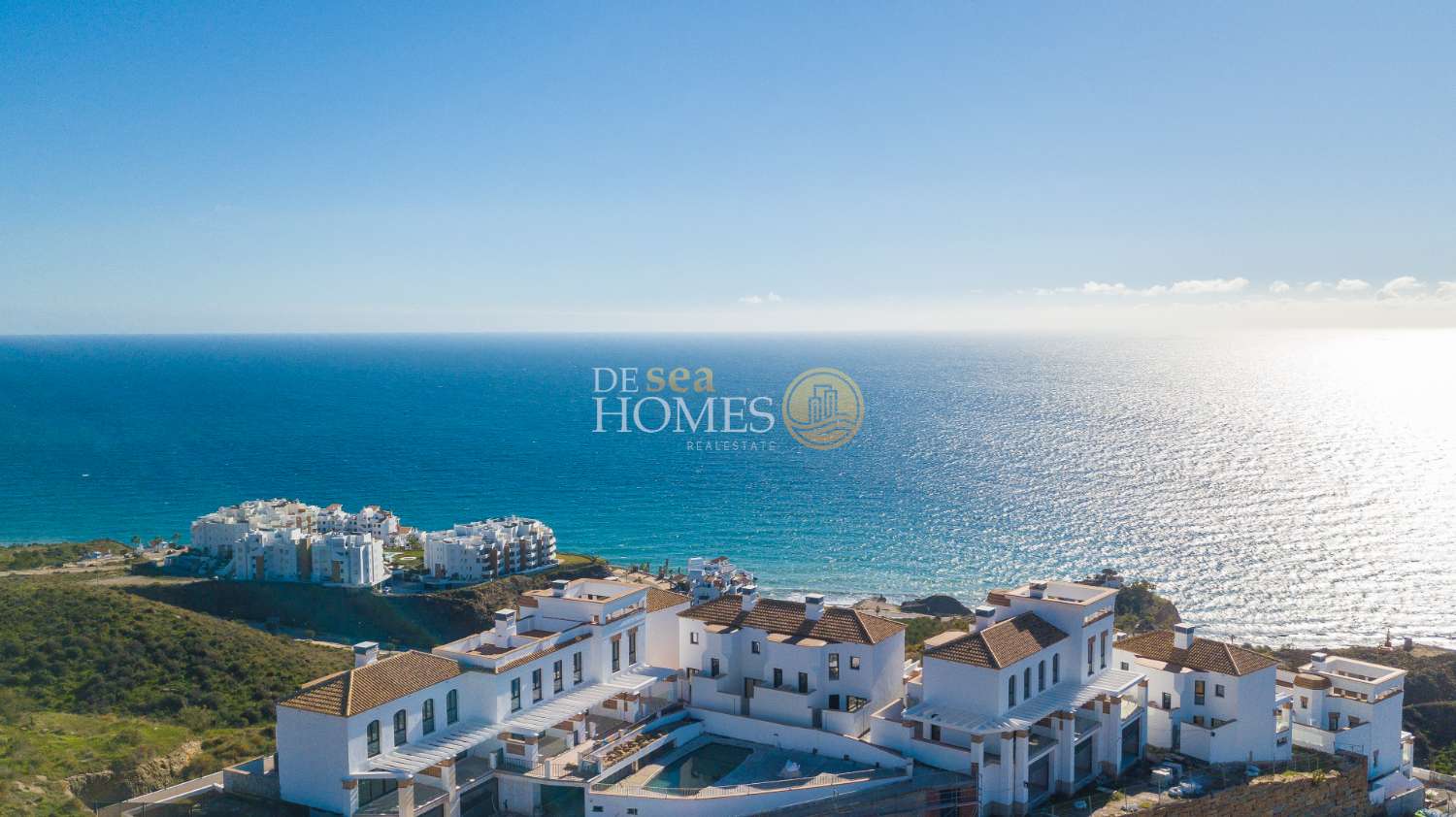 Nueva promoción de casas adosadas con increíbles vistas al mar